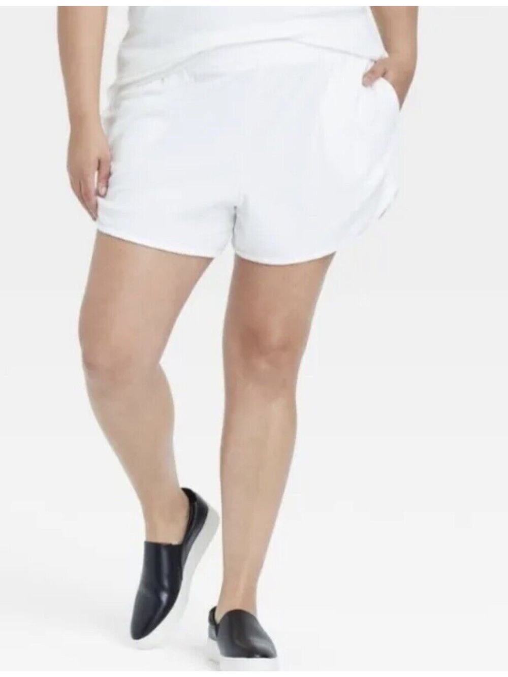 Ava & Viv Terry Shorts White Women's 4X NWT